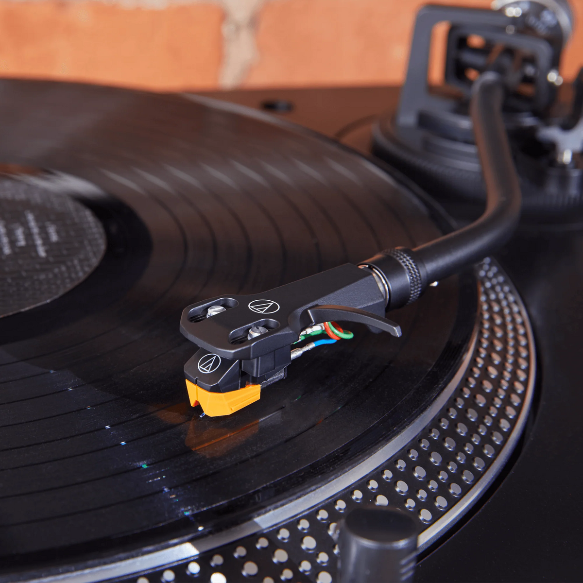 Audio-Technica Dual Moving Magnet Cartridge (AT-VM95EN)